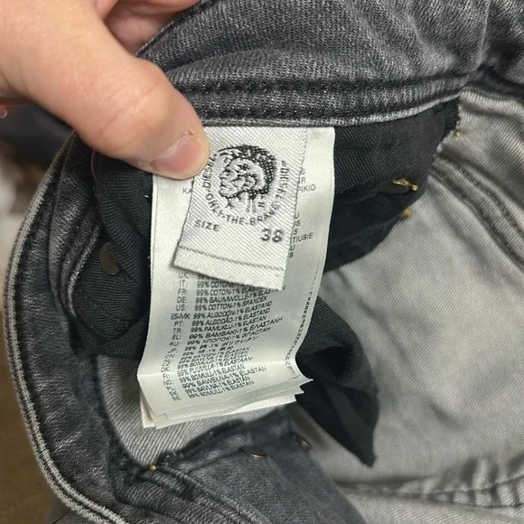 EUC Diesel Men’s Safado Gray Slim Straight Jeans